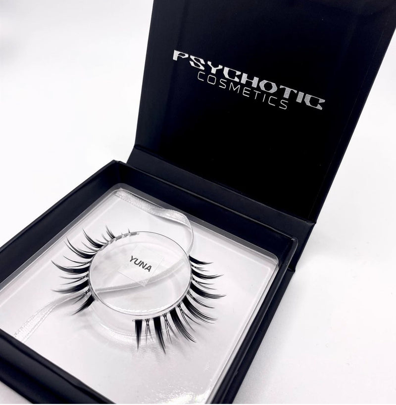 Anime spikey lashes  packaging 